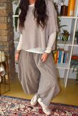 Bateau Needlecord 7/8 Barrel Culotte Pant Mocha